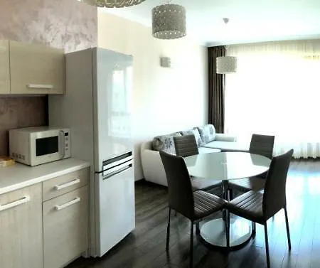 Апартамент Sunny Near The Beach Златни пясъци