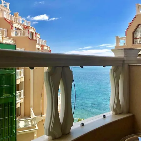 Sunny Near The Beach * Златни пясъци